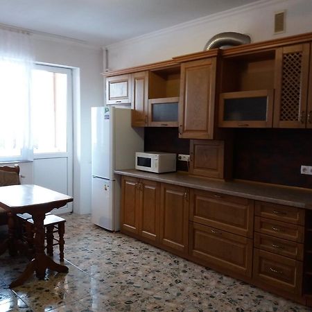 3-К Квартира Leilighet Ivano-Frankivsk Eksteriør bilde